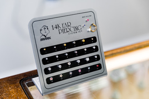 Jeweler «Scarab Jewelers», reviews and photos, 166 E Main St, East Islip, NY 11730, USA