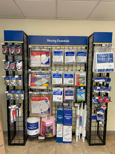 Self-Storage Facility «Life Storage», reviews and photos, 240 Hidden Valley Parkway, Norco, CA 92860, USA