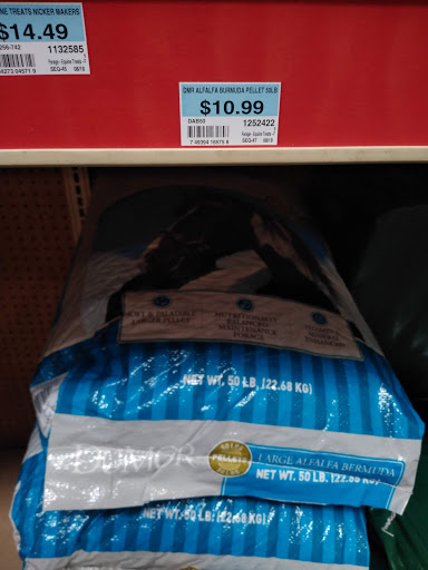 Home Improvement Store «Tractor Supply Co.», reviews and photos, 990 Tharp Rd, Yuba City, CA 95993, USA