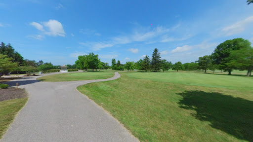 Golf Course «Shawnee Hills Golf Course», reviews and photos, 18753 Egbert Rd, Bedford, OH 44146, USA