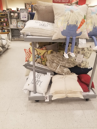 Department Store «T.J. Maxx», reviews and photos, 33025 Grand River Ave, Farmington, MI 48336, USA