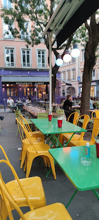 Atmosphère du Restaurant Le Saint-Vincent à Lyon - n°2