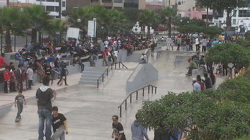 Clases skate niños Lima