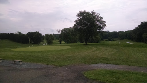 Golf Driving Range «South Wales Golf Course», reviews and photos, 18363 Golf Ln, Jeffersonton, VA 22724, USA