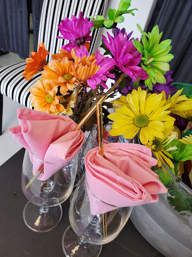 29827 W Nine Mile Rd, Farmington Hills, MI 48336, USA