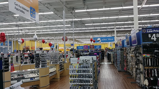 Department Store «Walmart Supercenter», reviews and photos, 653 Gravois Bluffs Blvd, Fenton, MO 63026, USA