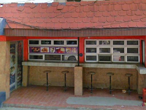 Shawarma Plus, Onike Round About, Yaba 100001, Lagos, Nigeria, Chicken Restaurant, state Lagos