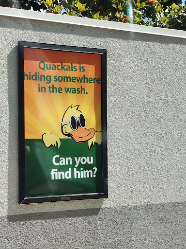 Car Wash «Quick Quack Car Wash - College Oaks», reviews and photos, 49 Bicentennial Cir, Sacramento, CA 95826, USA