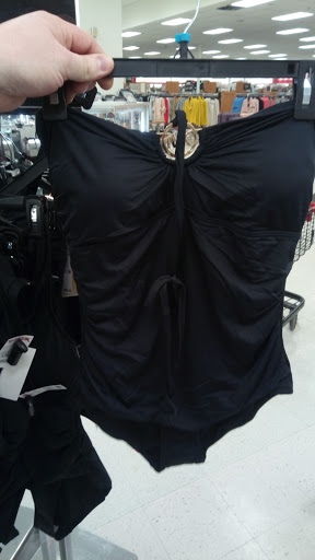 Department Store «T.J. Maxx», reviews and photos, 711 Southbridge St, Auburn, MA 01501, USA