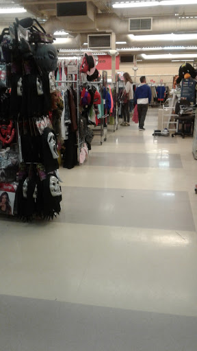 Thrift Store «Value Village», reviews and photos