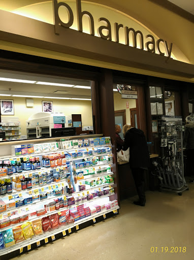 Grocery Store «Safeway», reviews and photos, 389 S McDowell Blvd, Petaluma, CA 94954, USA