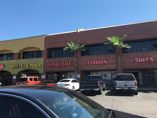 Shoe Store «Wholesale Fashion Shoes», reviews and photos, 4041 E Thomas Rd, Phoenix, AZ 85018, USA