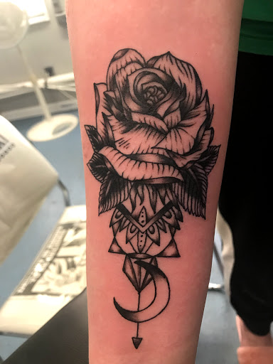 Find tattoo ideas for tummy tuck scars for your next unique tattoo in Muncie at The Tattoo Studio