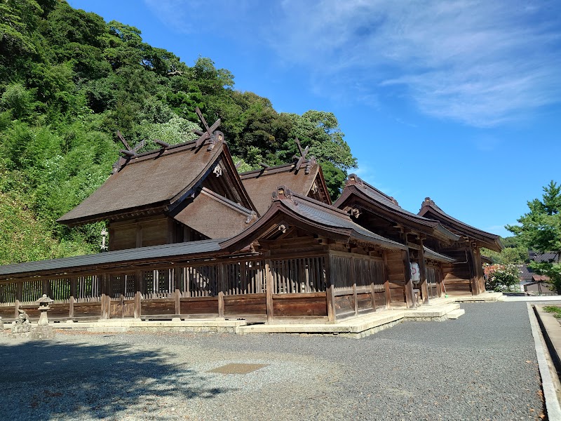 佐太神社参拝者駐車場