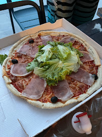 Plats et boissons du Pizzeria Pizzas du Parc à Royan - n°2