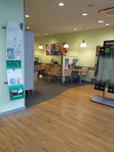 Specsavers Opticians and Audiologists - Plymouth - Plymouth