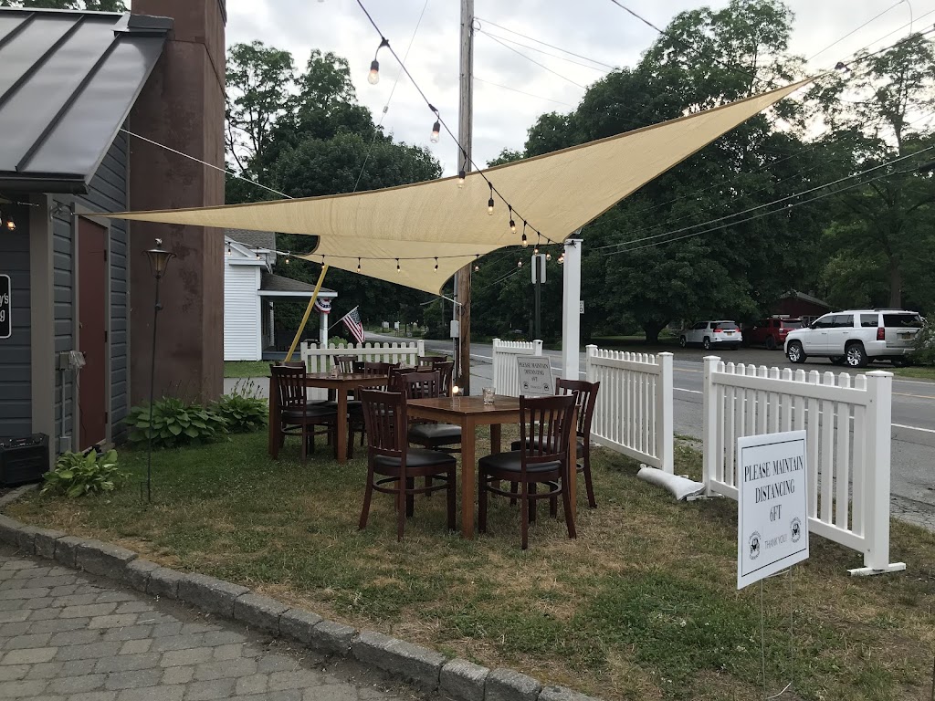 Charlton Tavern 12019