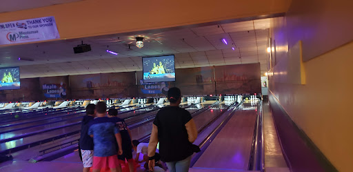 Bowling Alley «Rockville Centre Lanes», reviews and photos, 100 Maple Ave, Rockville Centre, NY 11570, USA