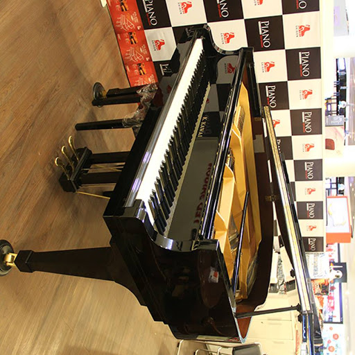 Showroom Piano TED SAIGON