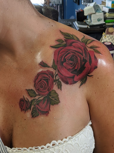 Tattoo Shop «Konkrete Jungle Kustom Tattoo», reviews and photos, 6590 Old Waterloo Rd, Elkridge, MD 21075, USA