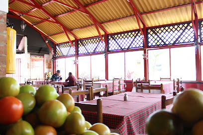 Restaurante la Tabla Campestre - Km 56 Vía Panamericana, Fusagasugá, Cundinamarca, Colombia