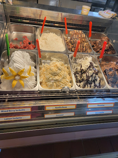 Shopping Mall «Shops at the Galleria», reviews and photos, 12918 Shops Pkwy, Bee Cave, TX 78738, USA