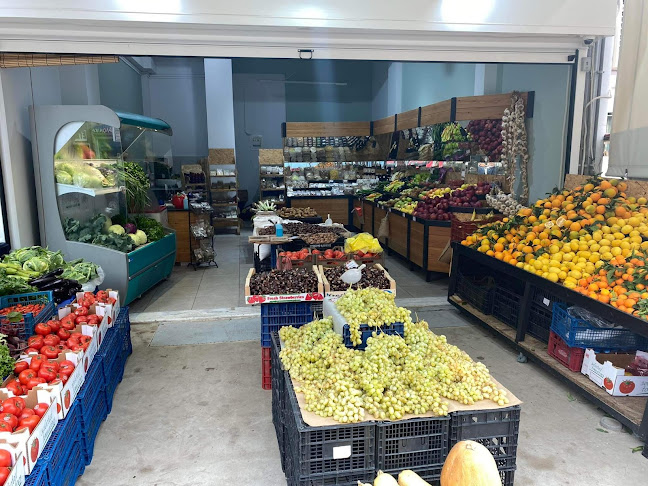 Φρεσκα Φρουτα Καλημερα - Καρδίτσα - μανάβικο , λαχανικά, φρούτα, φρουτεμπόριο, χονδρικό εμπόριο φρούτων