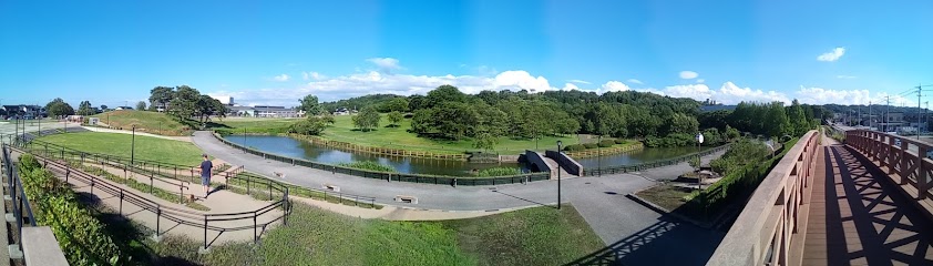 呉羽山公園都市緑化植物園