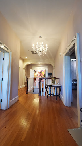 Hair Salon «New York New York Hair Salon and Day Spa», reviews and photos, 1201 N Market St, Frederick, MD 21701, USA