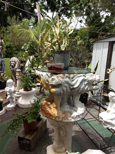 Thrift Store «OddBalls Nifty Thrift», reviews and photos, 530 NE 13th St, Fort Lauderdale, FL 33304, USA