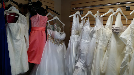 Bridal Shop «Euphoria Bridal Boutique», reviews and photos, 207 E Camp Wisdom Rd d, Duncanville, TX 75116, USA