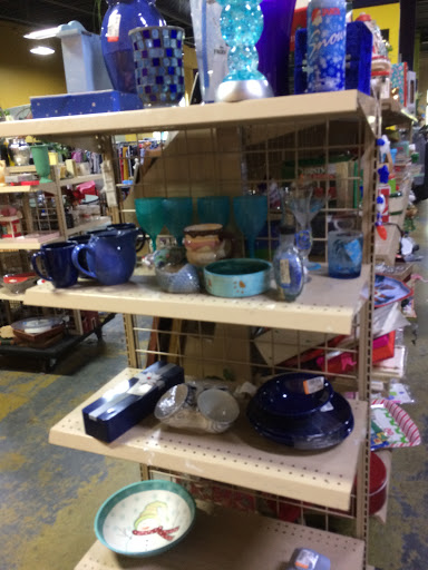 Thrift Store «Goodwill», reviews and photos, 1795 Sunshadow Dr, Casselberry, FL 32806, USA