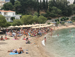 Paralia Vrontados'in fotoğrafı - rahatlamayı sevenler arasında popüler bir yer