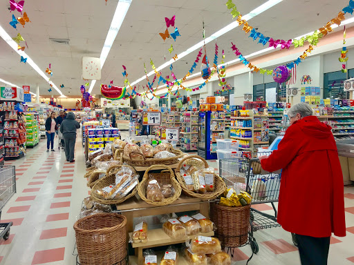 Grocery Store «Market Basket», reviews and photos, 310 Mishawum Rd, Woburn, MA 01801, USA