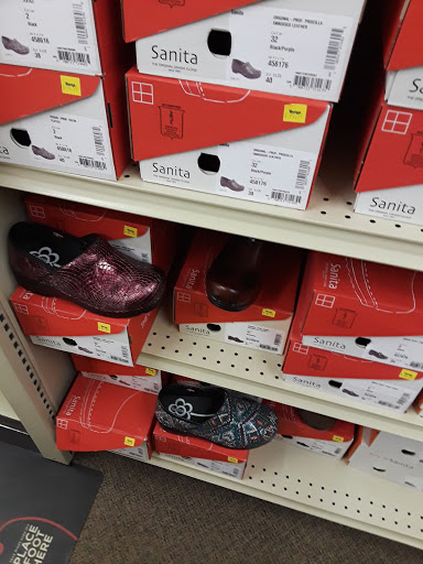 Department Store «Renys Department Store», reviews and photos, 86 Front St, Bath, ME 04530, USA