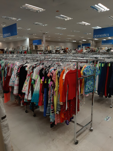 Thrift Store «Goodwill Aurora - Belleview», reviews and photos, 14400 E Belleview Ave, Aurora, CO 80015, USA