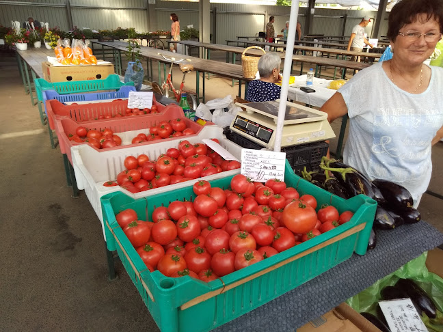 Piața Agroalimentară - Magazin de fructe