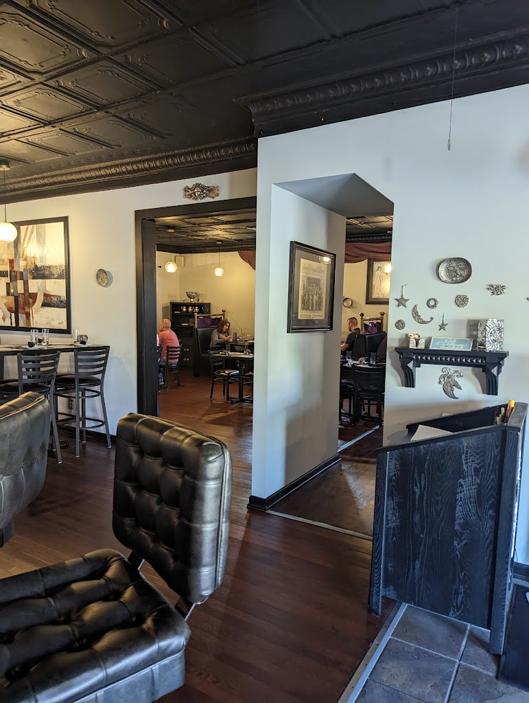 Divine Restaurant 44221