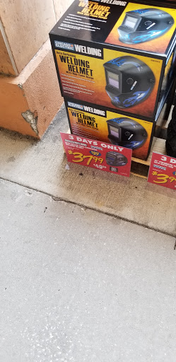 Hardware Store «Harbor Freight Tools», reviews and photos, 30990 US Hwy 19 N, Palm Harbor, FL 34684, USA
