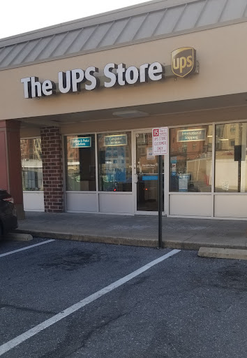 Shipping and Mailing Service «The UPS Store», reviews and photos, 4423 Lehigh Rd, College Park, MD 20740, USA