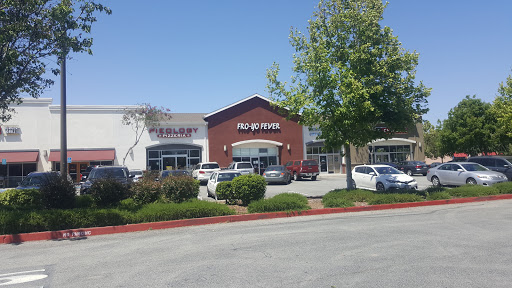 Shopping Mall «Gilroy Crossing Shopping Center», reviews and photos, 6915 Camino Arroyo, San Jose, CA 95112, USA
