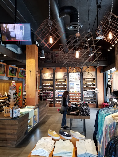 Shoe Store «Vans», reviews and photos, 400 Broadway, Santa Monica, CA 90401, USA