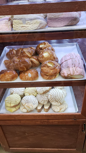 Mexican Grocery Store «La Azteca Taqueria & Market», reviews and photos, 452 TN-46, Dickson, TN 37055, USA