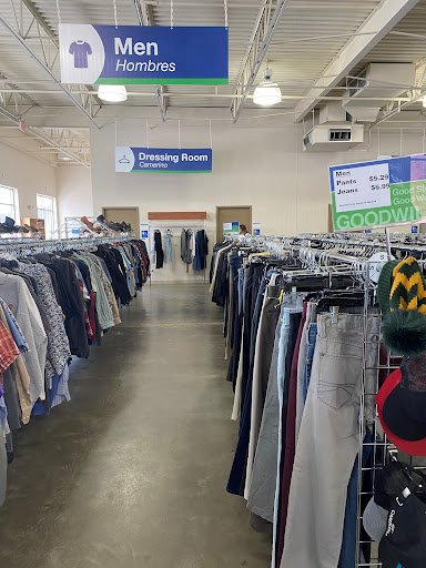 Thrift Store «Goodwill», reviews and photos