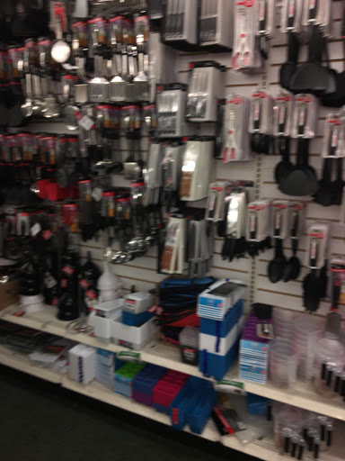 Dollar Store «Dollar Tree», reviews and photos, 900 San Fernando Rd, San Fernando, CA 91340, USA