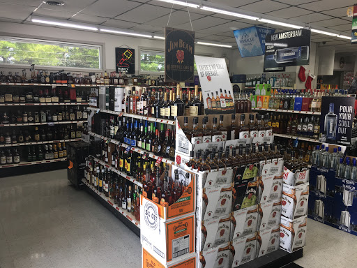 Liquor Store «Vette City Liquors», reviews and photos, 3018 Louisville Rd, Bowling Green, KY 42101, USA