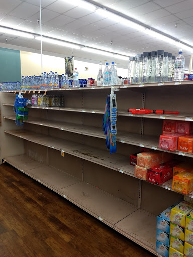 Shopping Mall «Valley West Shopping Center», reviews and photos, 5000 Valley W Blvd, Arcata, CA 95521, USA