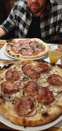 Salami du Pizzeria Gusto e basta ! à Morzine - n°7