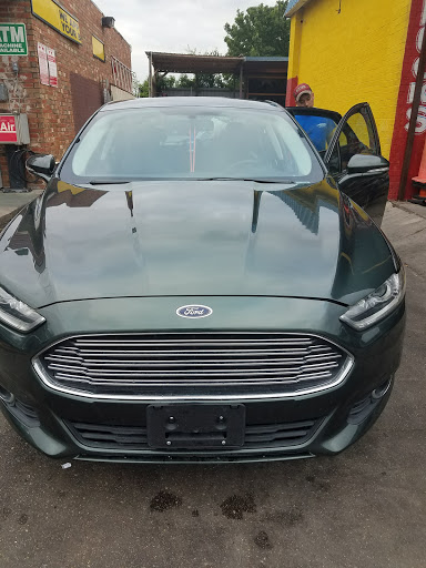 Car Wash «D Town Tires & Carwash», reviews and photos, 1504 S Westmoreland Rd, Dallas, TX 75211, USA