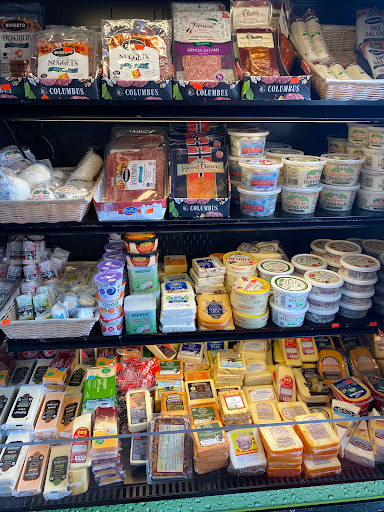 Gourmet Grocery Store «Garden Gourmet Market», reviews and photos, 1130 N Ashland Ave, Chicago, IL 60622, USA